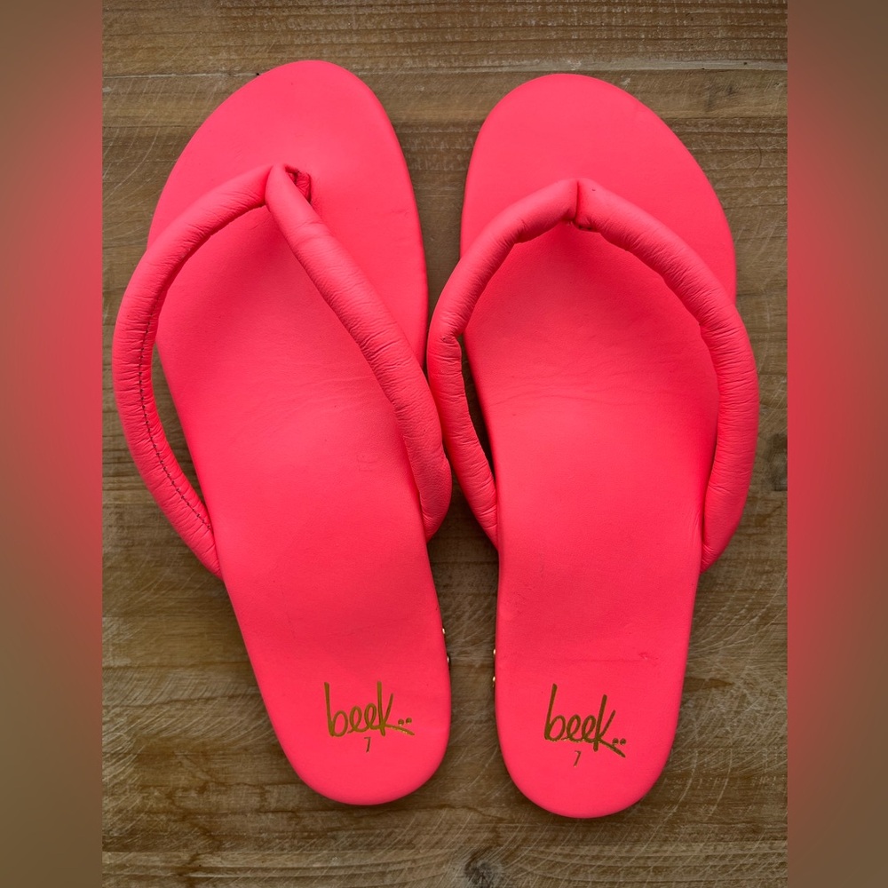 Beek Sunbird Leather Puffy Thong Flip Flop Sandals in Size 7 New - Picture 5 of 8